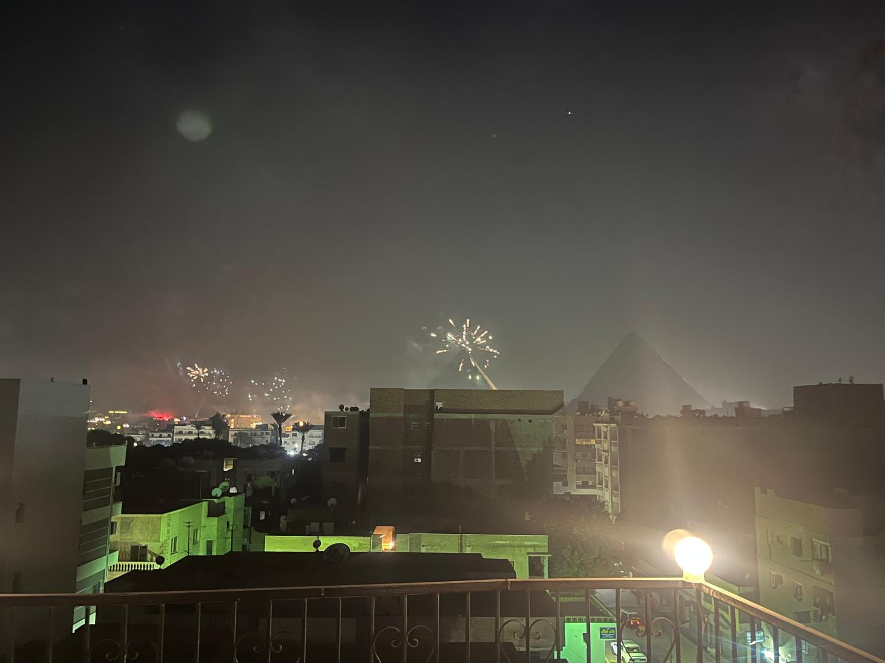 Badr pyramids inn