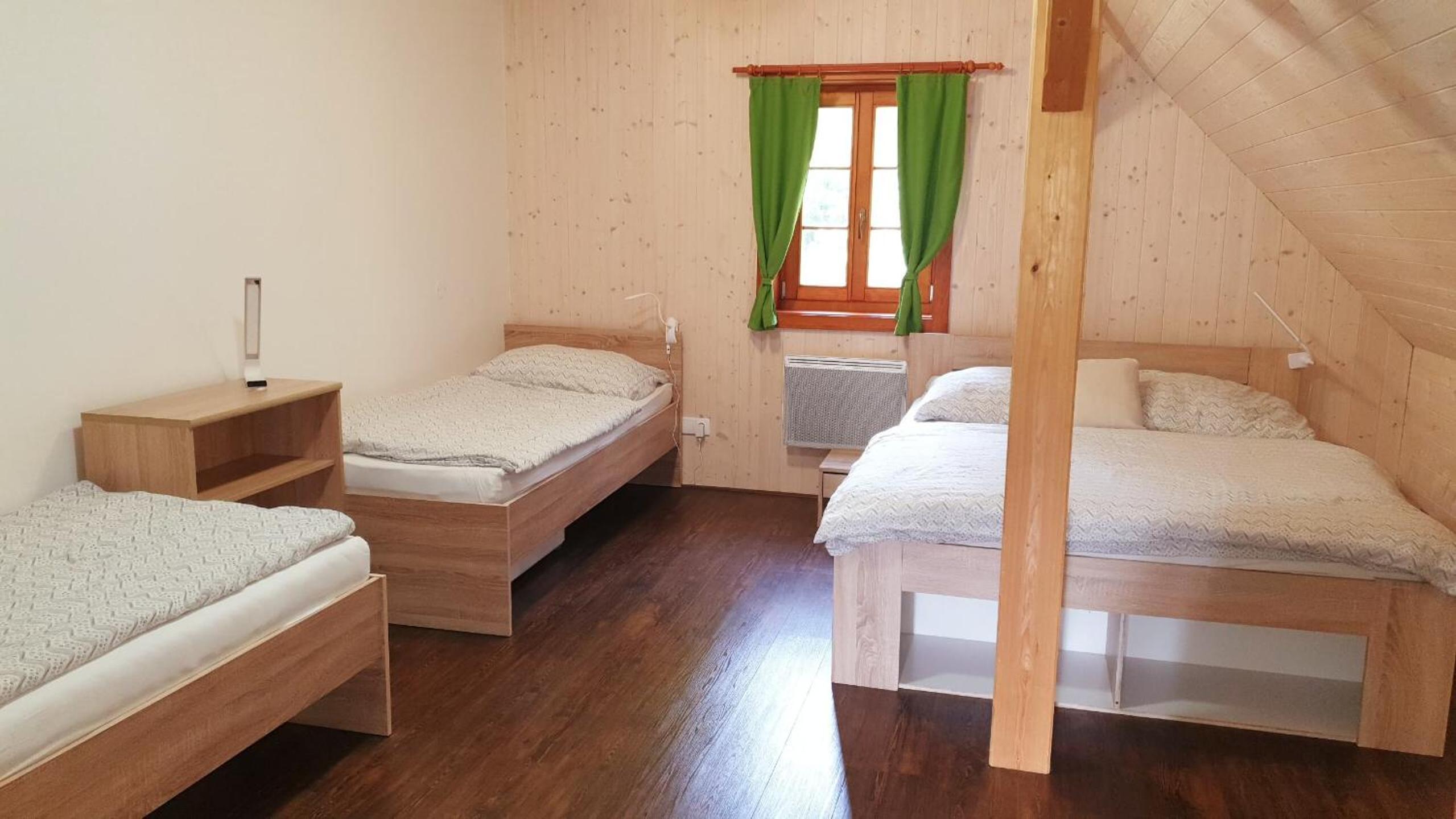 Roubenka pod lesem