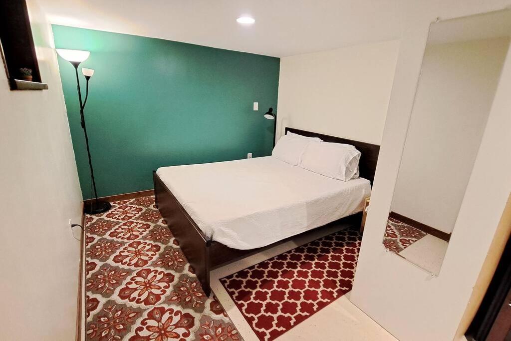 St Paul - Lower Level Apartment. Near downtown & Allianz stadium. view 5