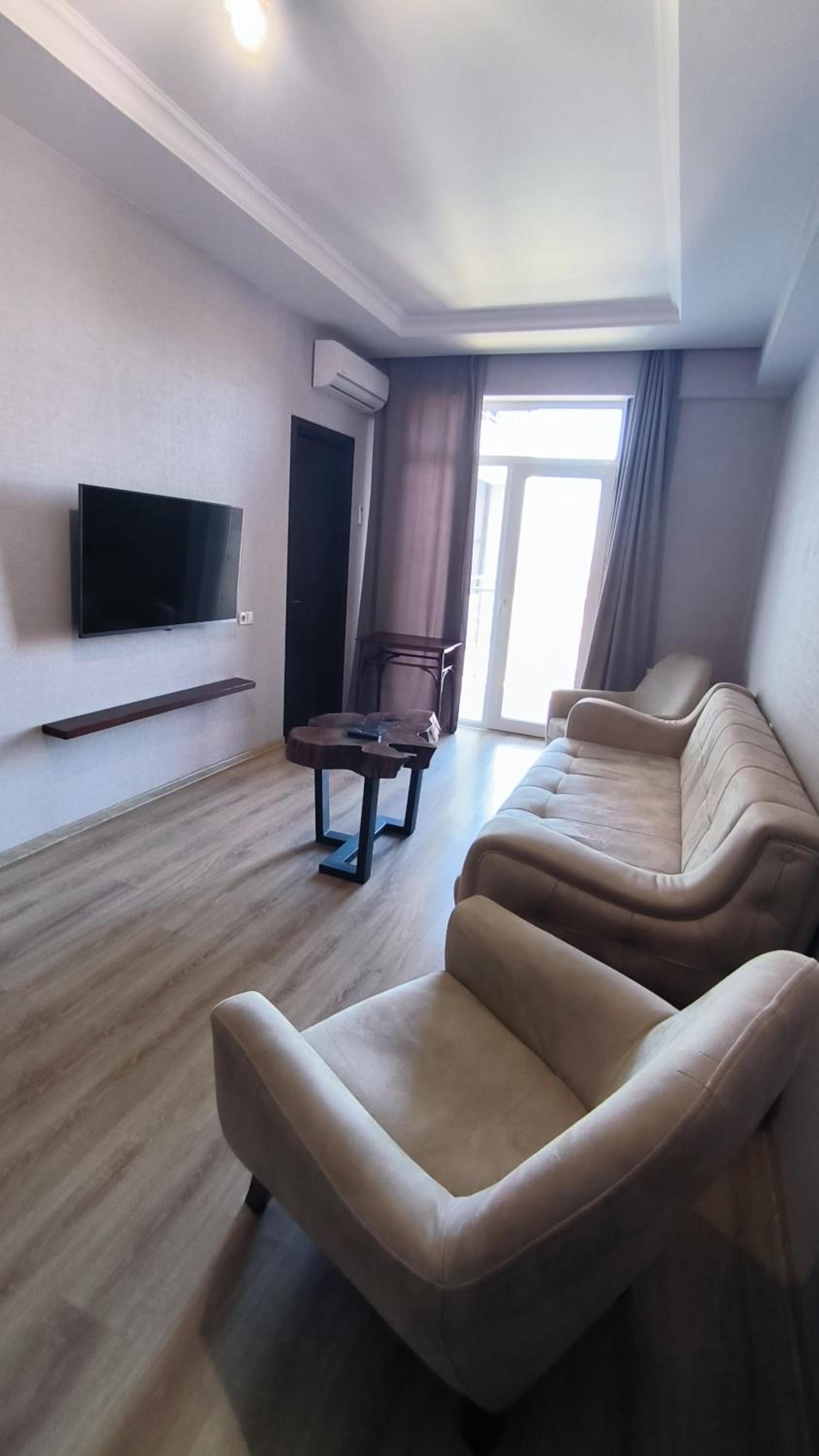 Regal Retreat on Queen Ketevan Avenue view 5