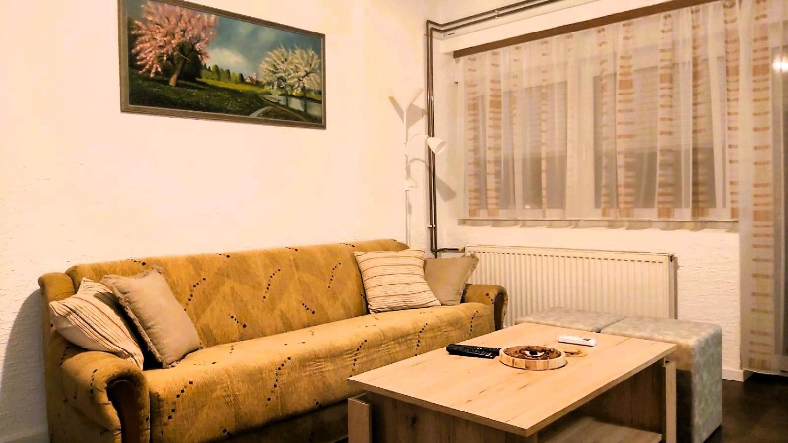 Hotel Mikesh - Image 1