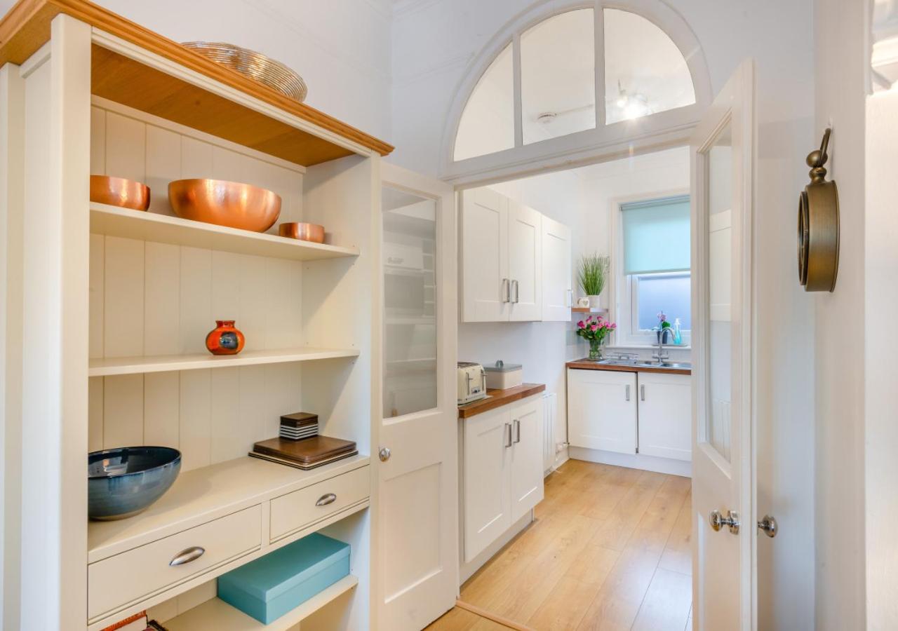 1 Bed in Overstrand oc-1866