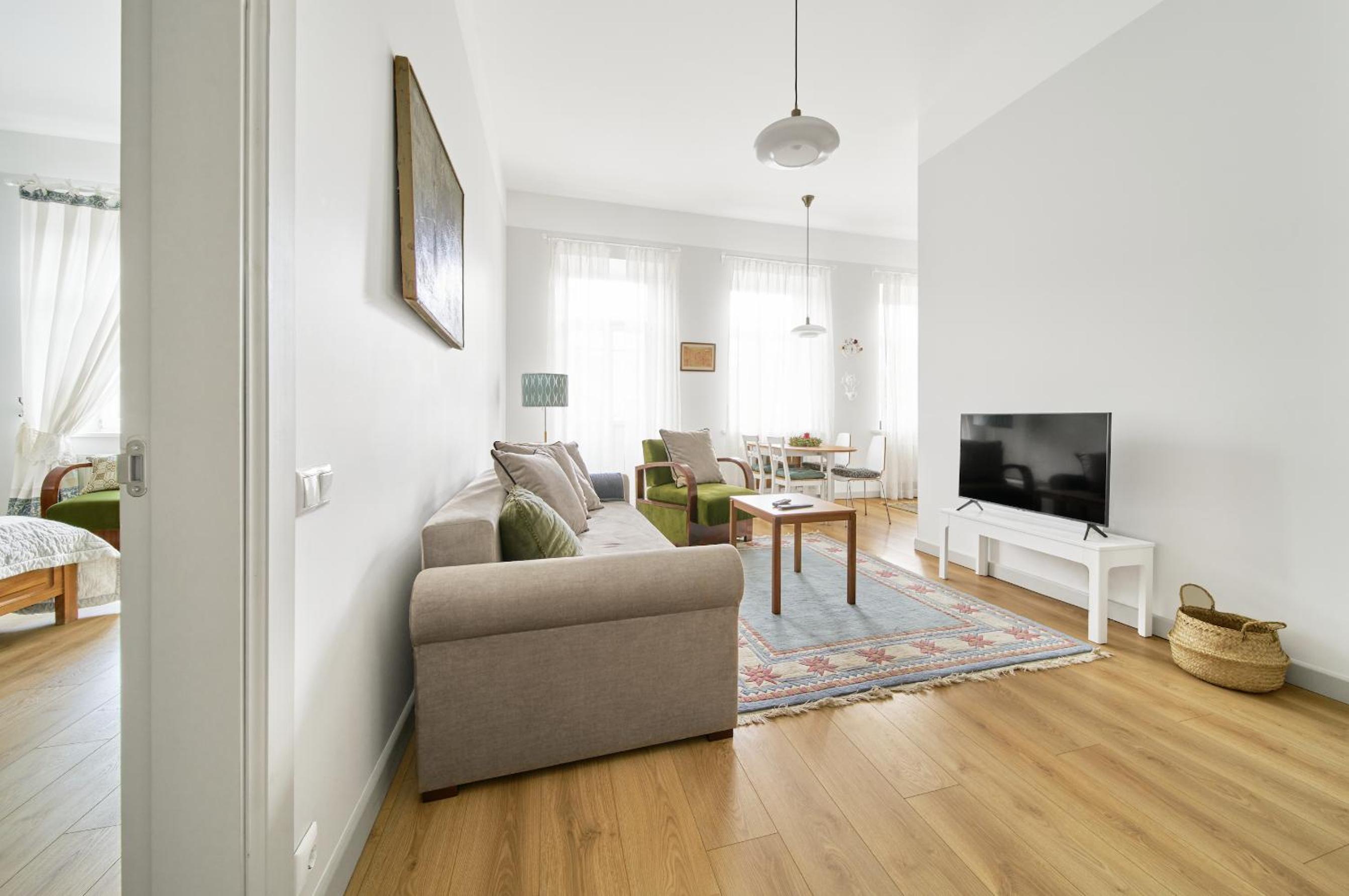 Bright and Warm Apartment, Vilnius City Centre view 3