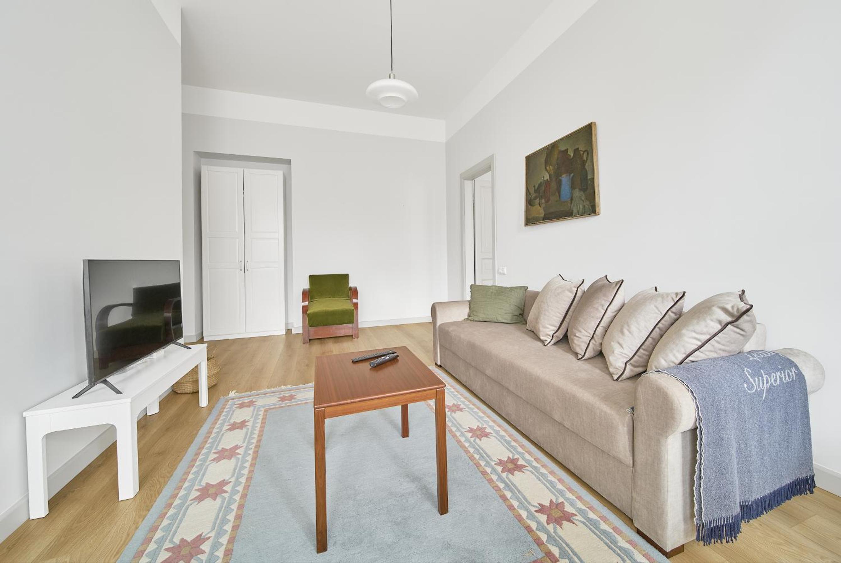 Bright and Warm Apartment, Vilnius City Centre view 2