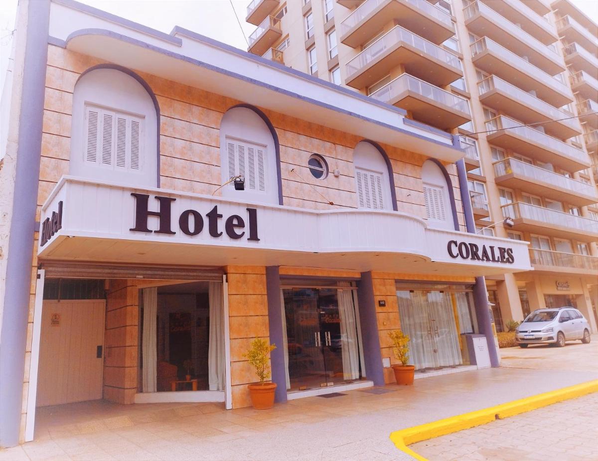 Hotel Corales - Image 1