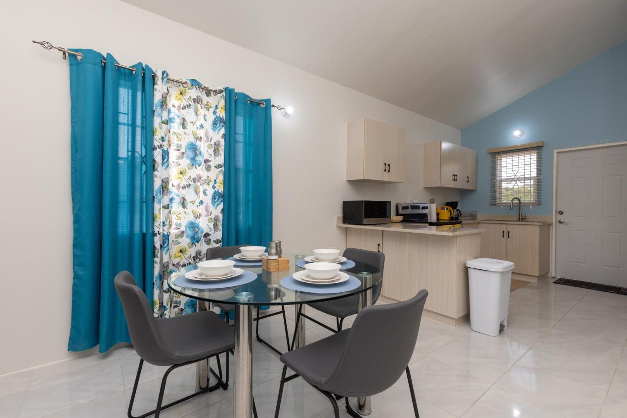 Osmax Oasis, 1BD and 1 BA, Gated, near Puerto Seco Beach