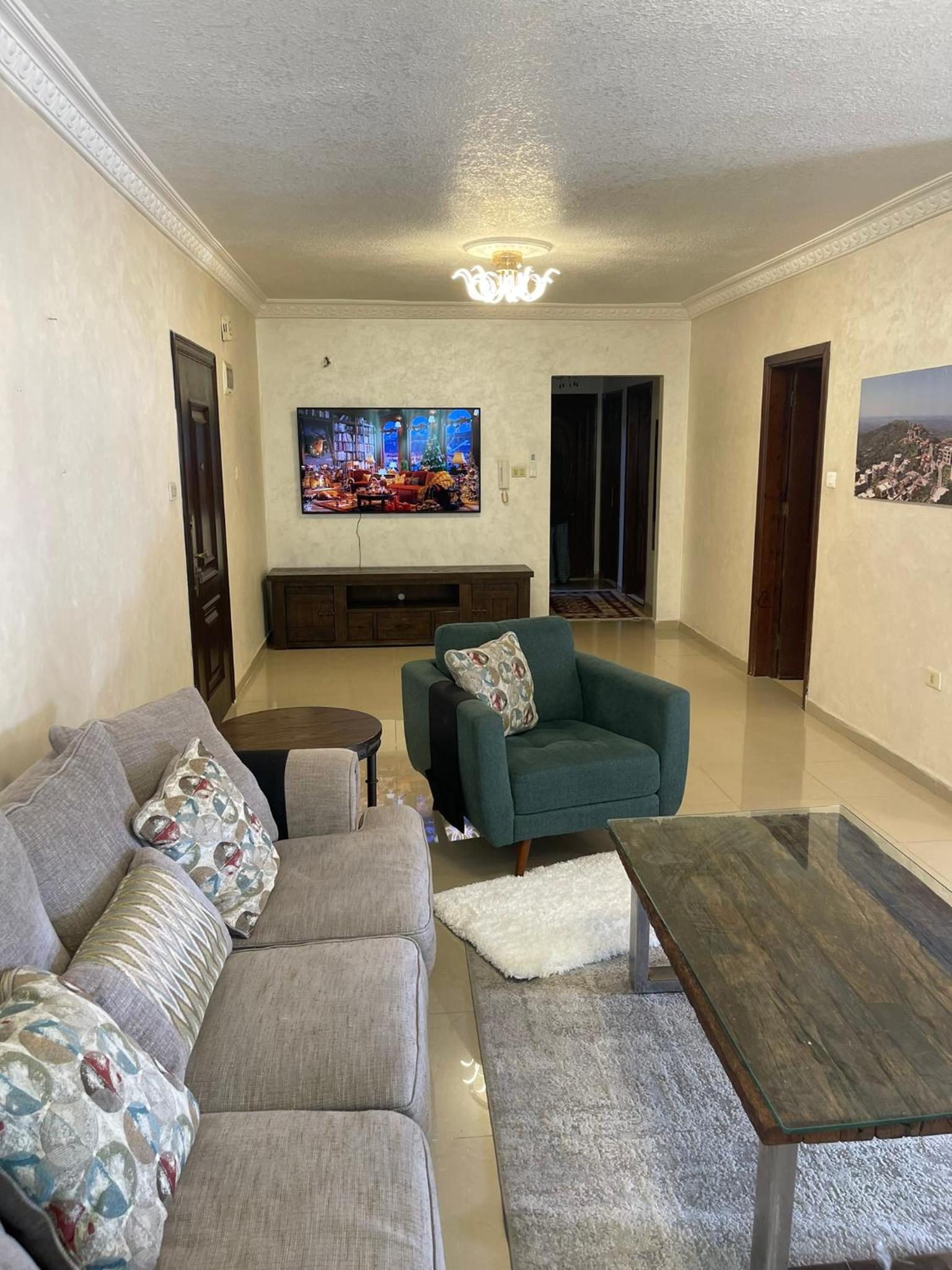 Luxury Family Apartment With Balcony view 2