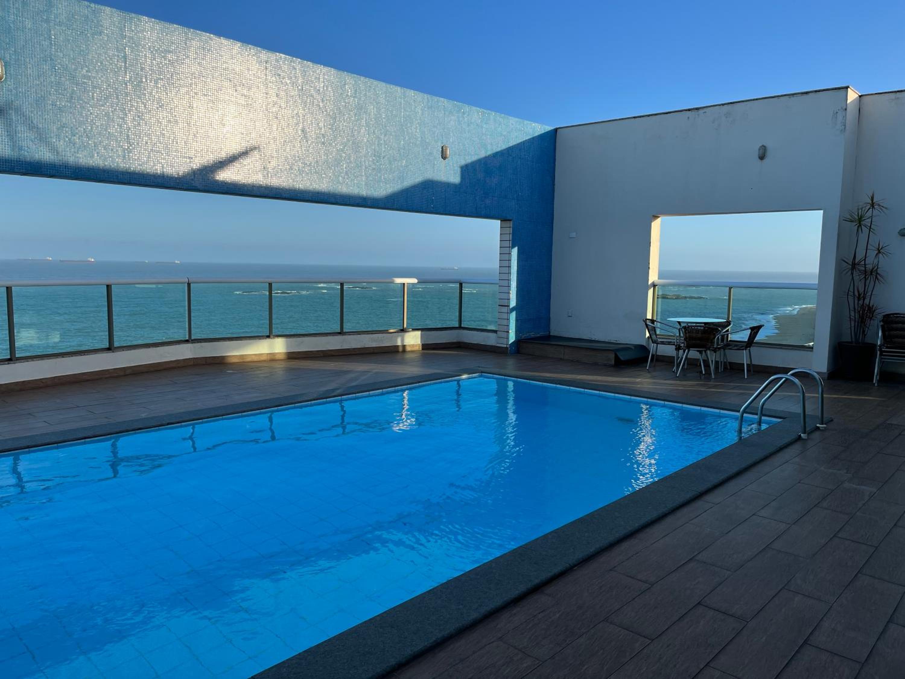 Ocean Flat com vista pro mar 604