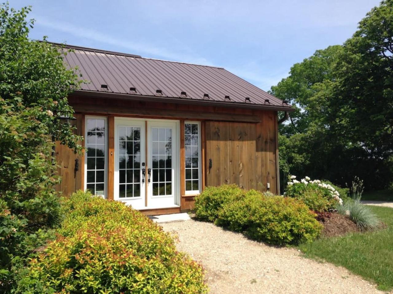 Guelph Vacations - The Farm Shed Guelph Elora - Property Image 1