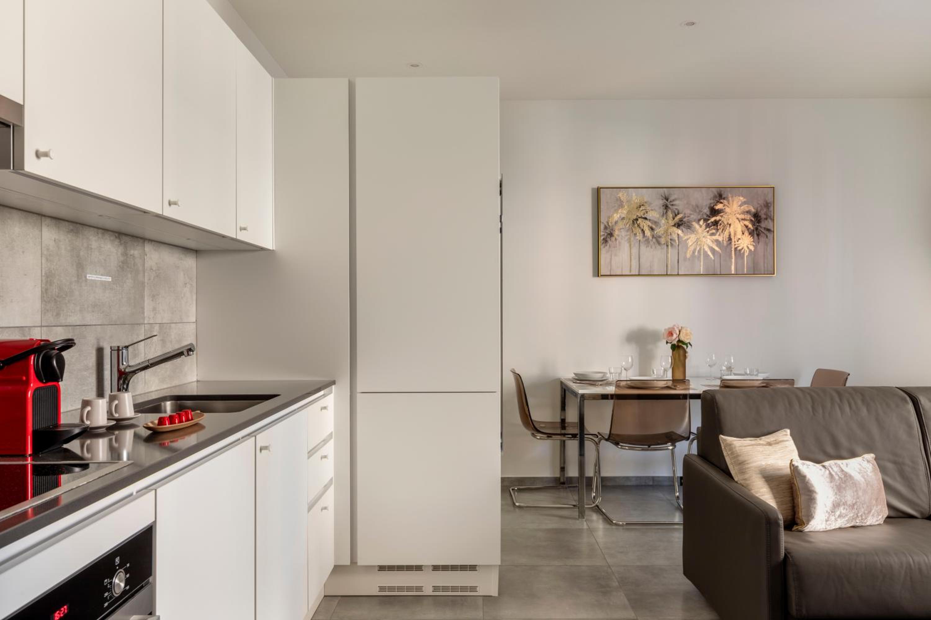 Lugano Superior Suites - Free Parking