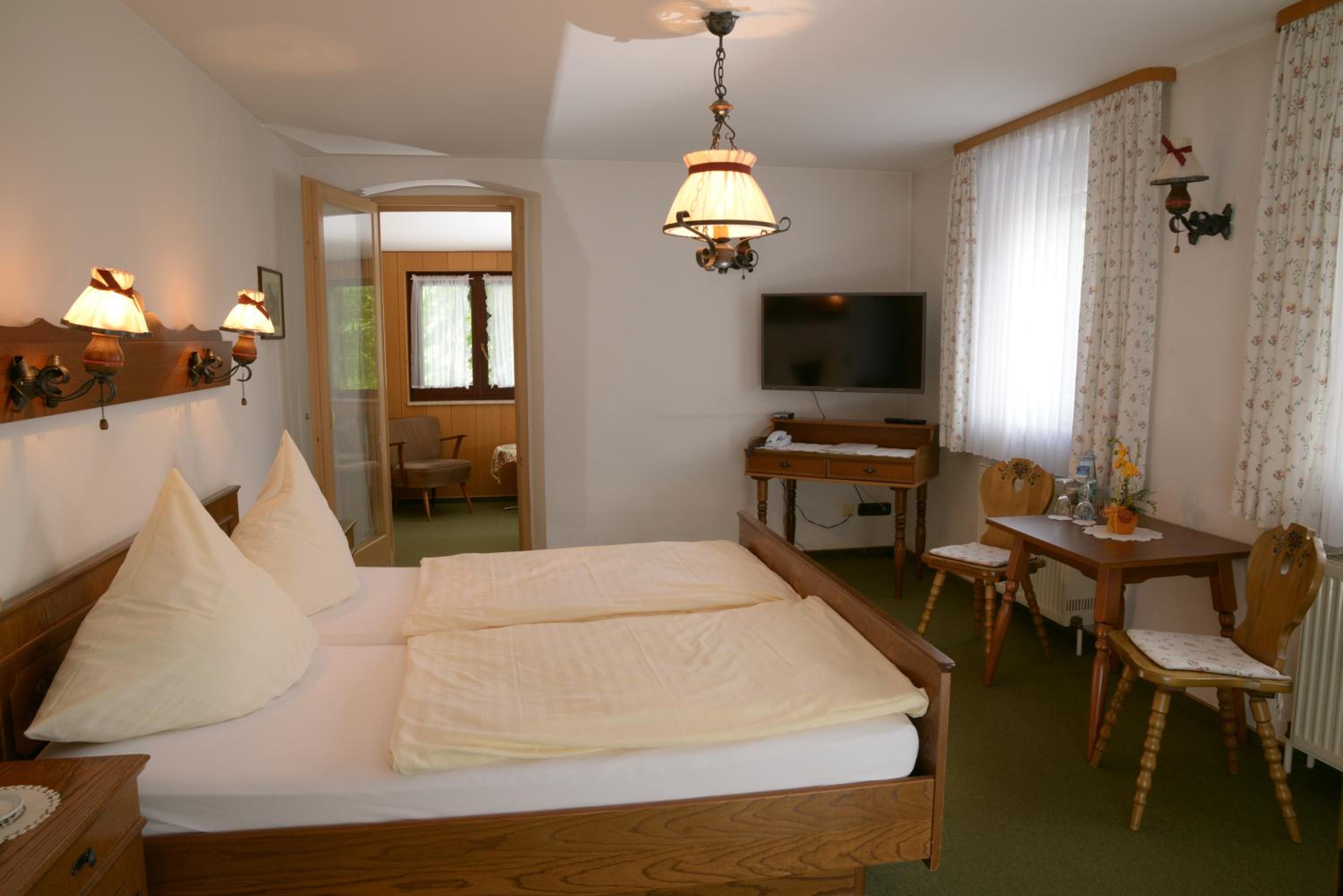 Pension & Metzgerei Friedrich