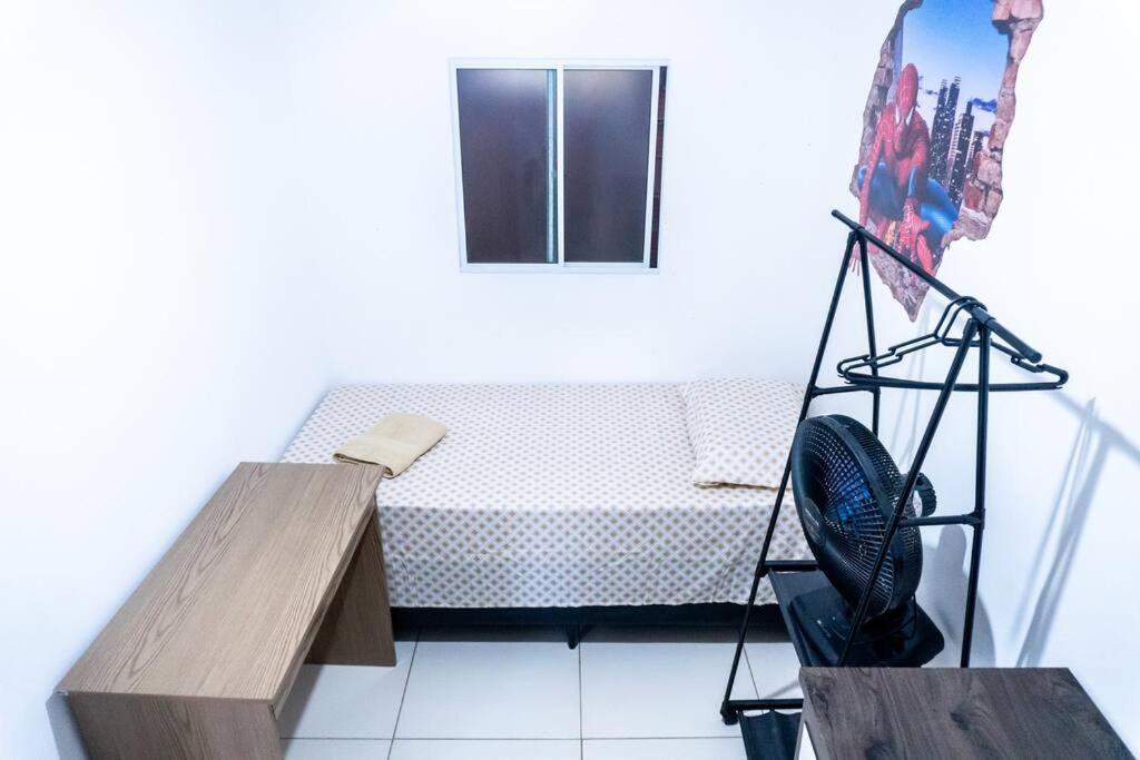 PV Marimbondo's House I