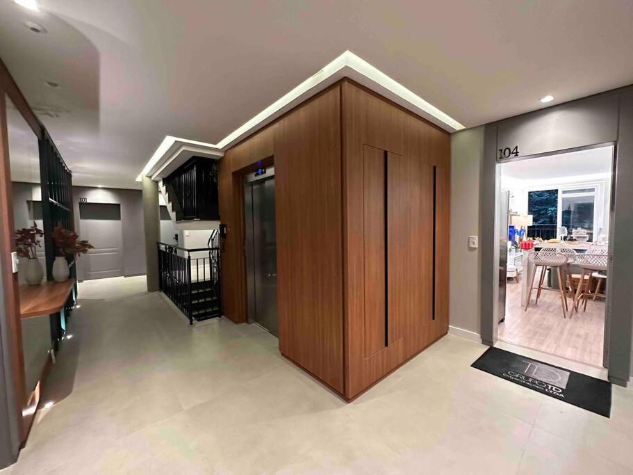 Apartamento Luxuoso de 1/4 em Gramado-RS