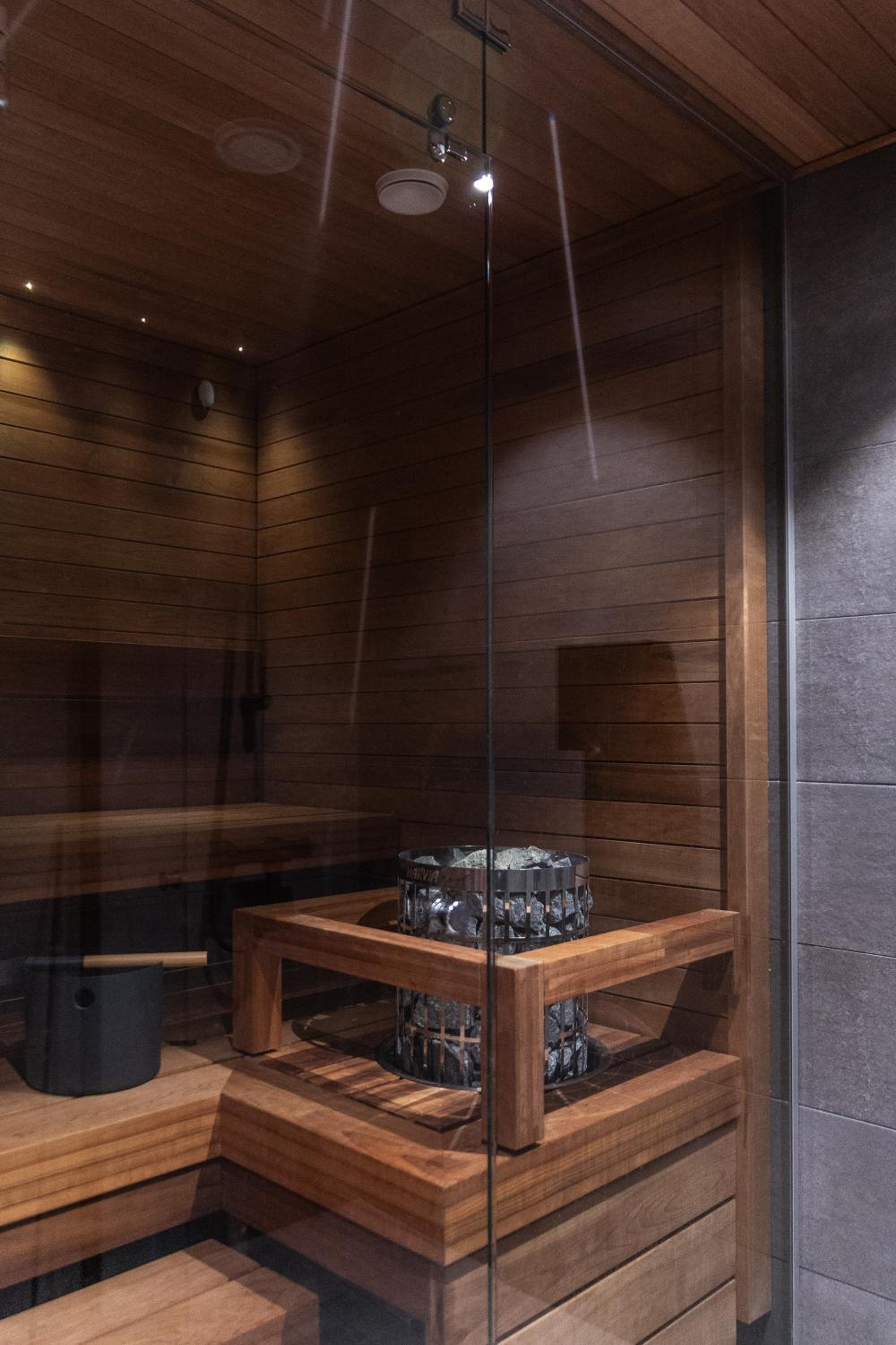Chalet Auroras - Premium ski-in, ski-out chalet in Levi view 5