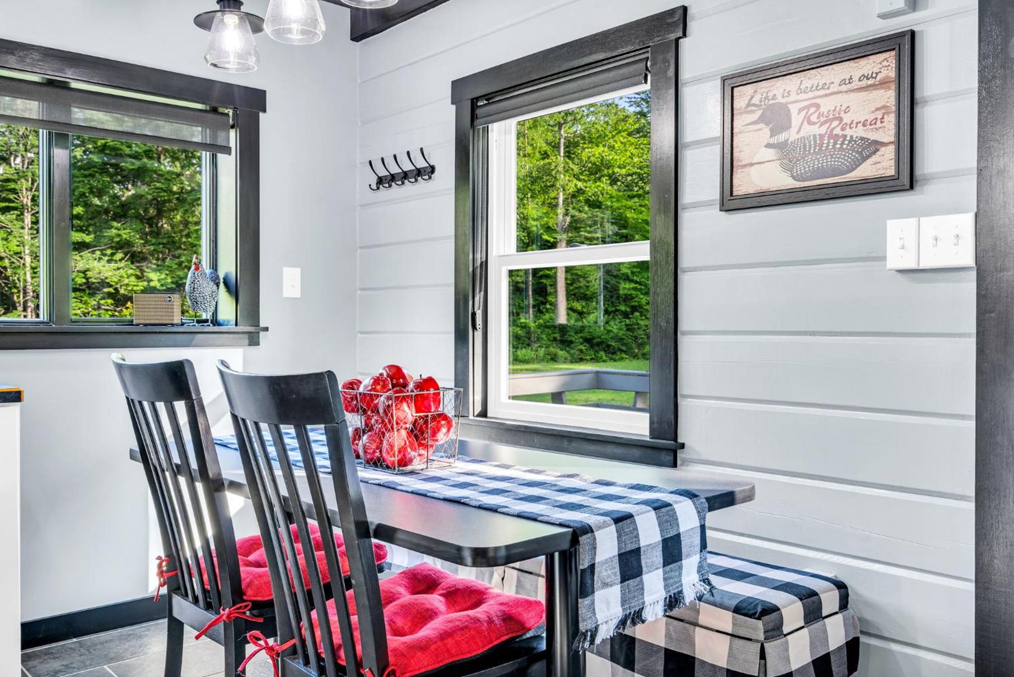 Loon Lodge