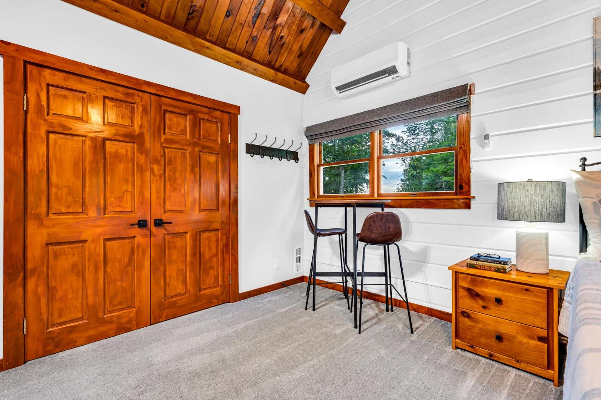 Loon Lodge