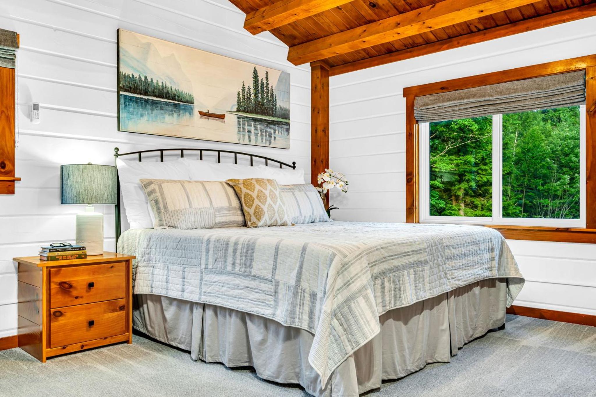 Loon Lodge
