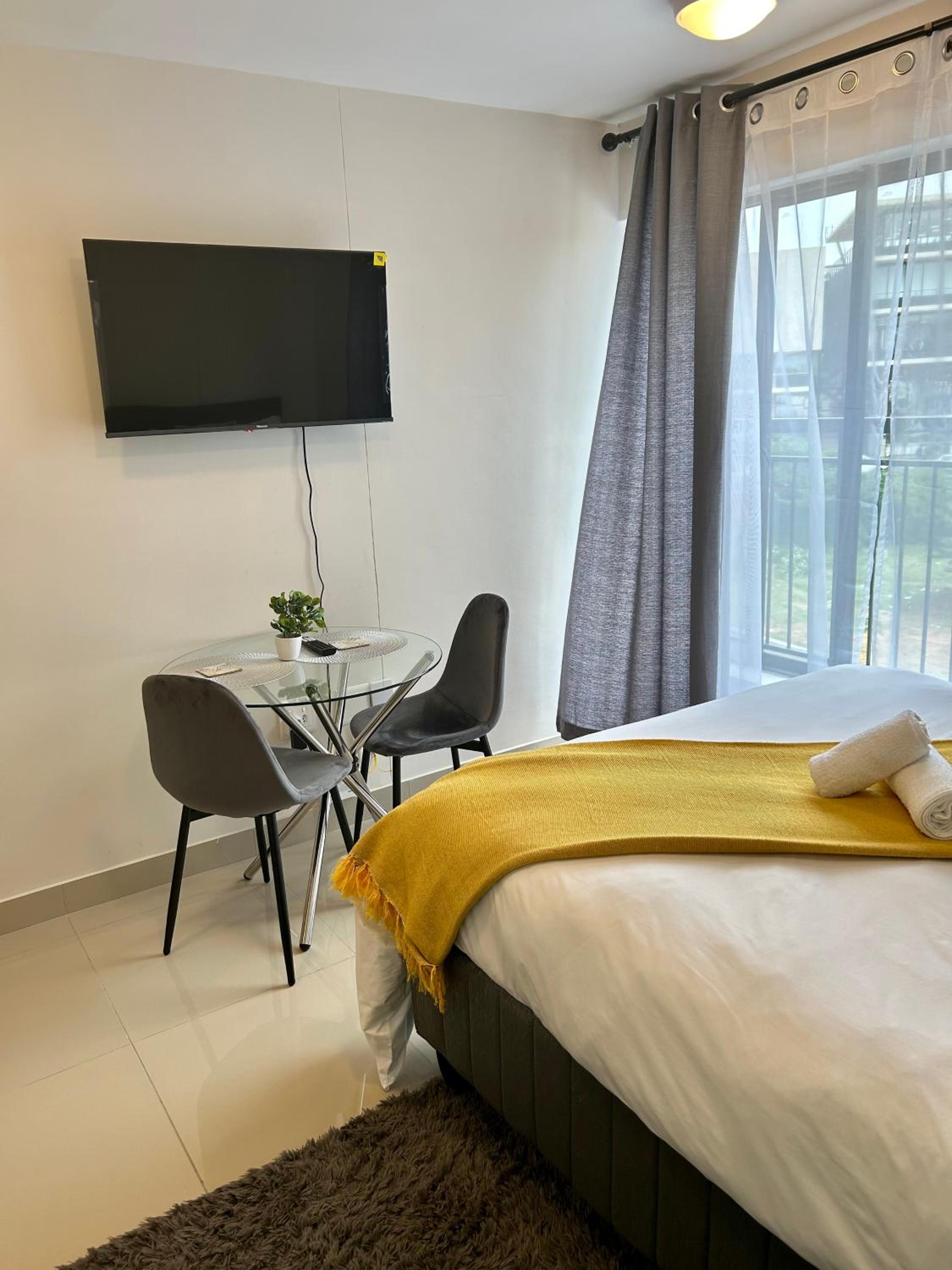 Flat in umhlanga view 4