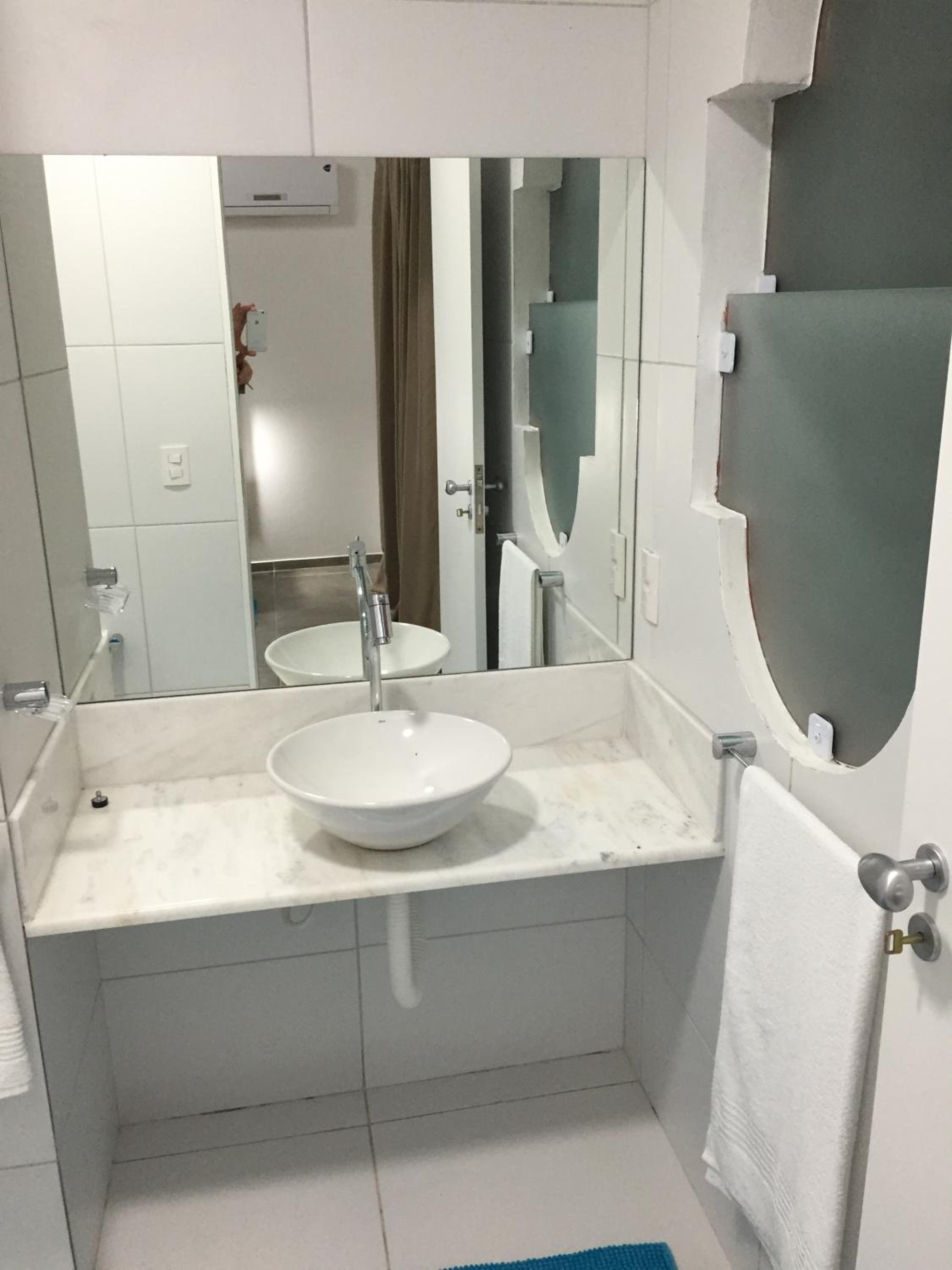 Casa vermelha - Condomínio fechado