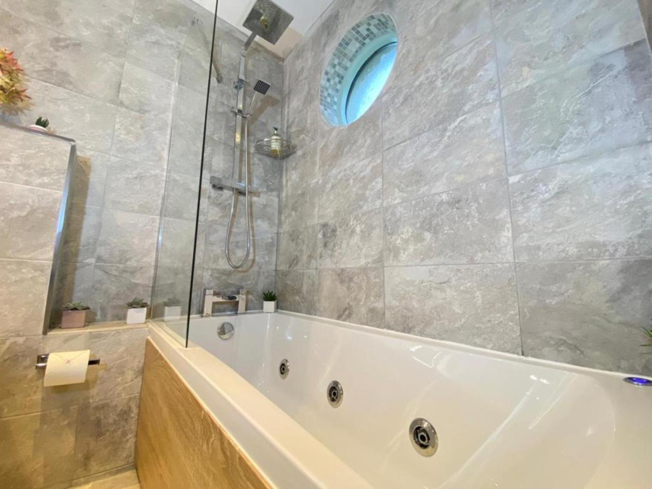 Penrith Vacations - Lake District cottage in 1 acre gardens off M6 - Property Image 56