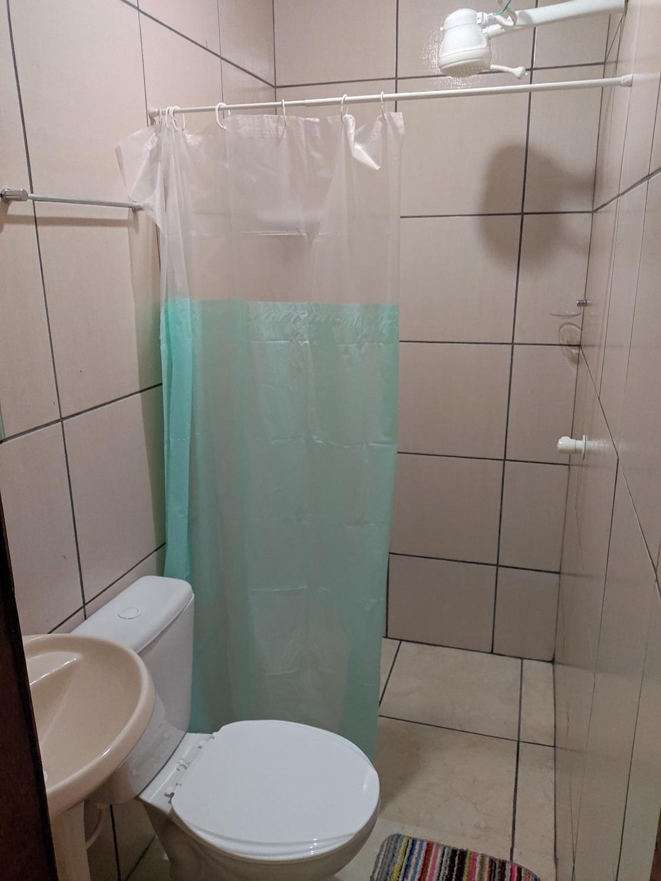 Casa Com bilhar 4 quartos alter