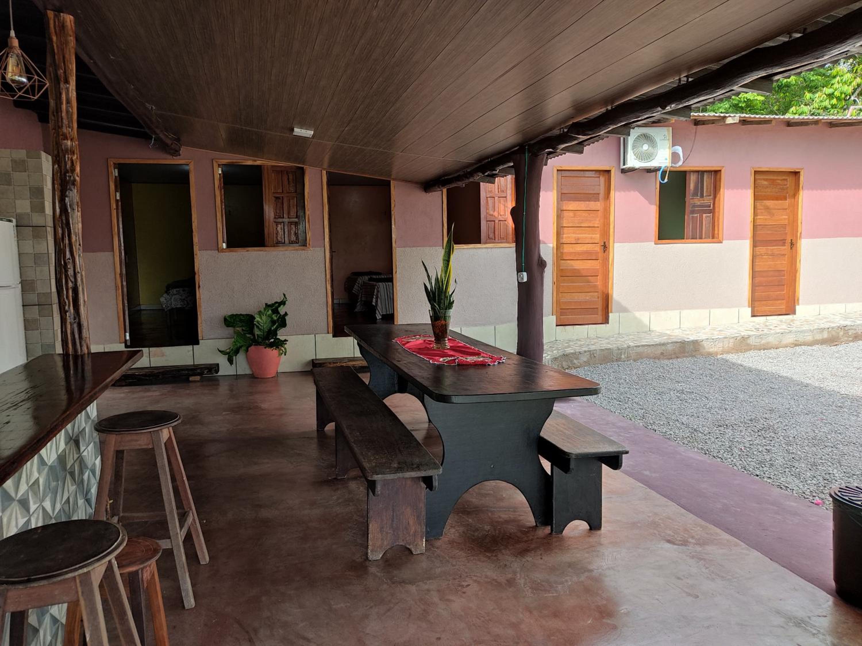 Casa Com bilhar 4 quartos alter