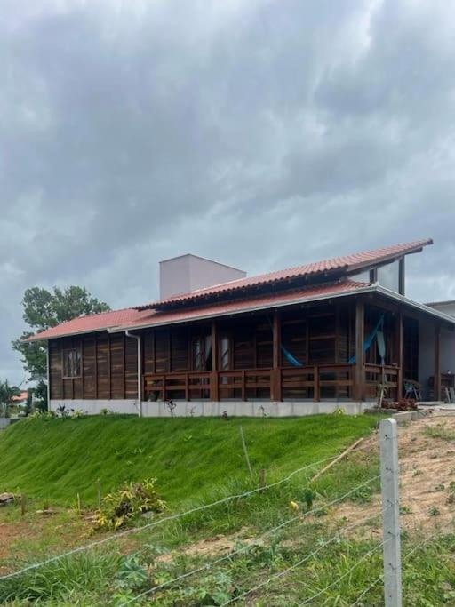 Refúgio Litorâneo em São Chico-Ervino