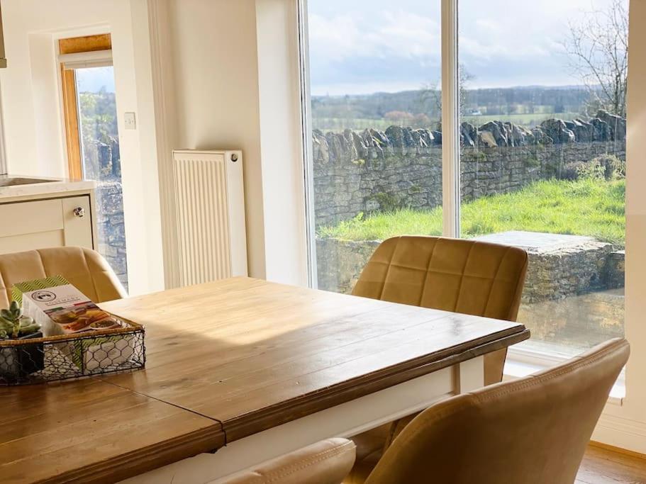Charming Cotswold Barn, Near Diddly Squat, Soho Farmhouse view 2