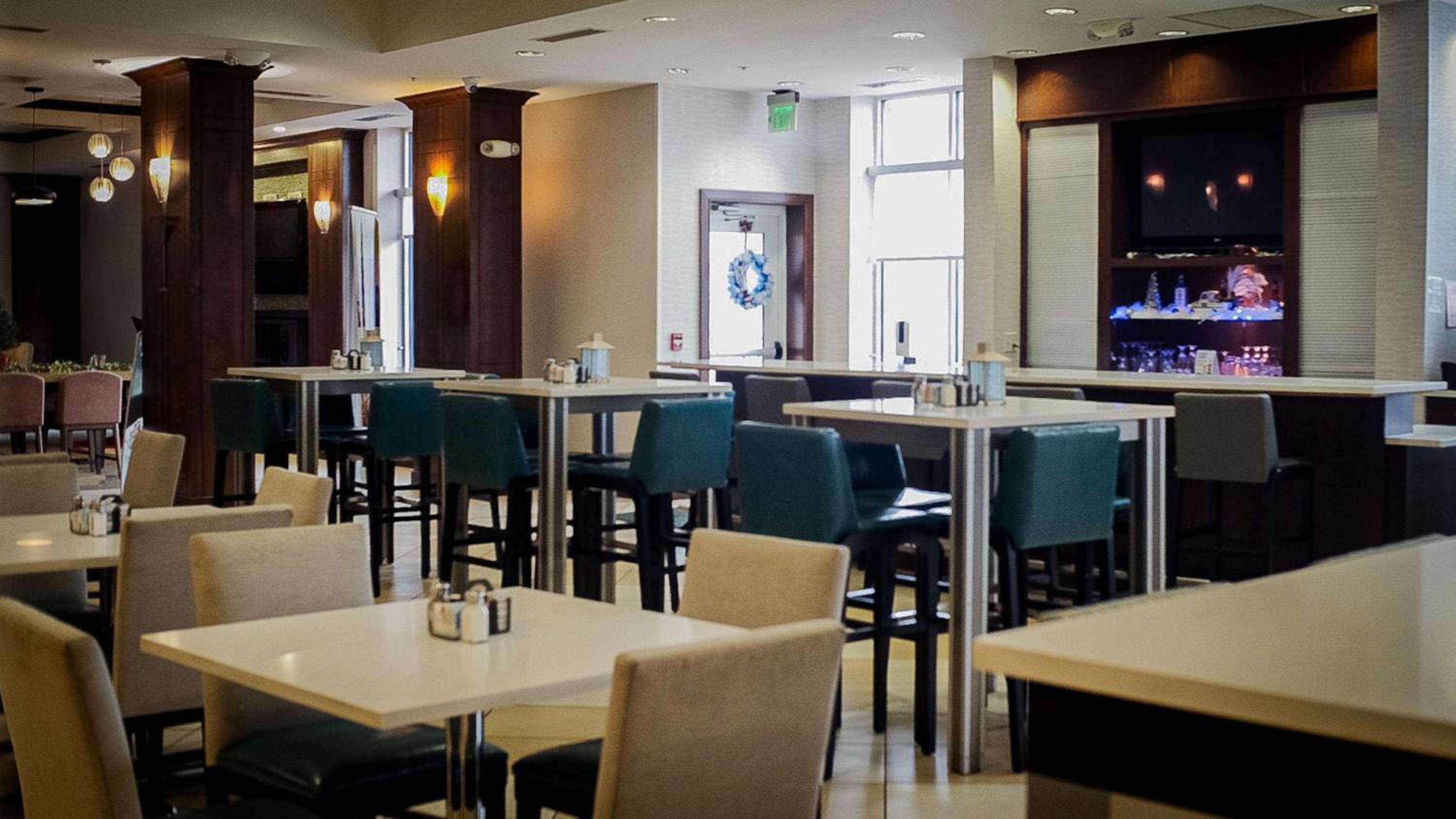 Jacksonville Vacations - Holiday Inn Jackson NW - Airport Road, an IHG Hotel - Property Image 12