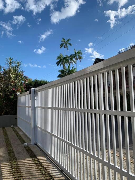 Brasil Ubatuba, 2 quartos 2 wc gastrónomo-externo.