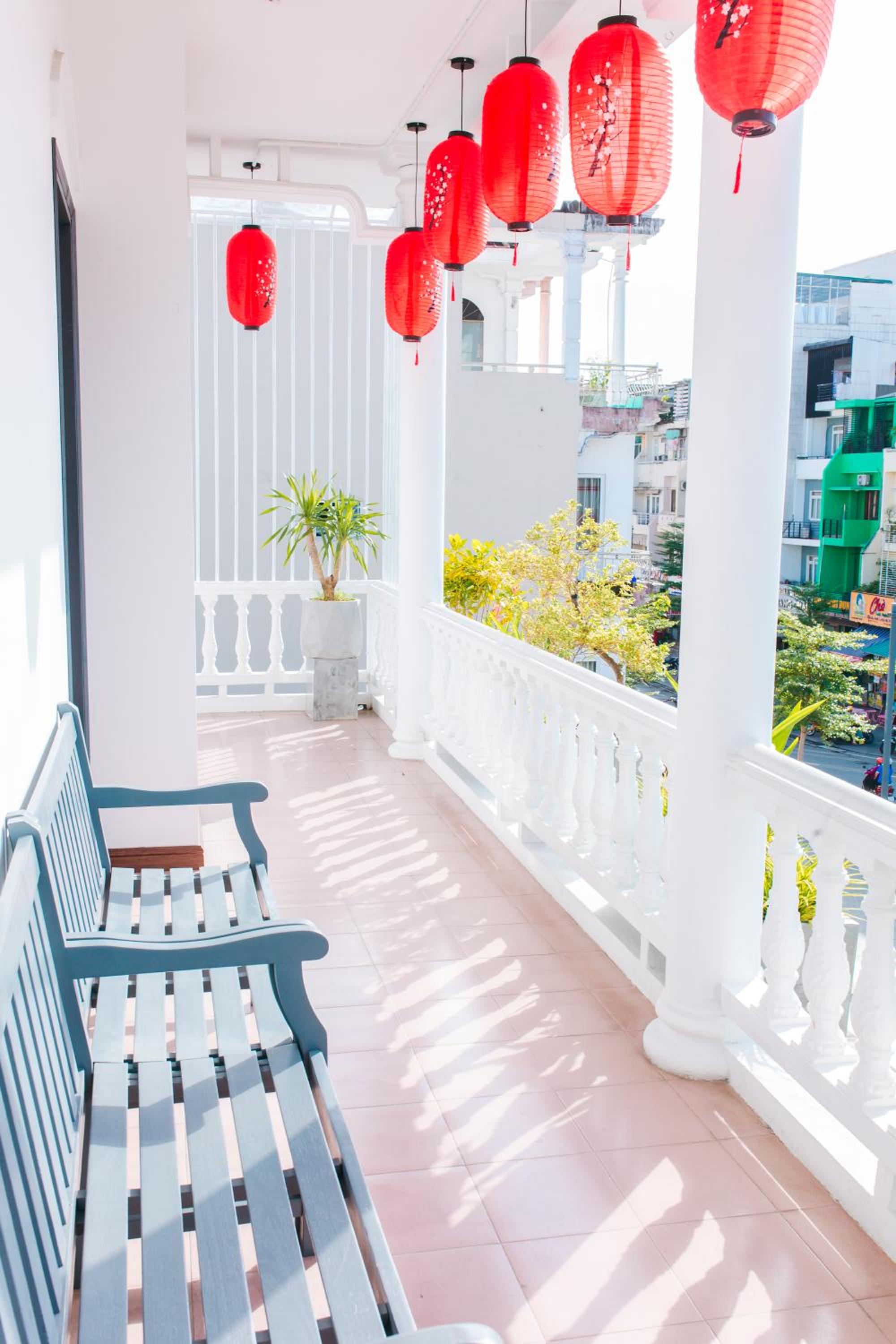 SAM HOMESTAY HUE view 4