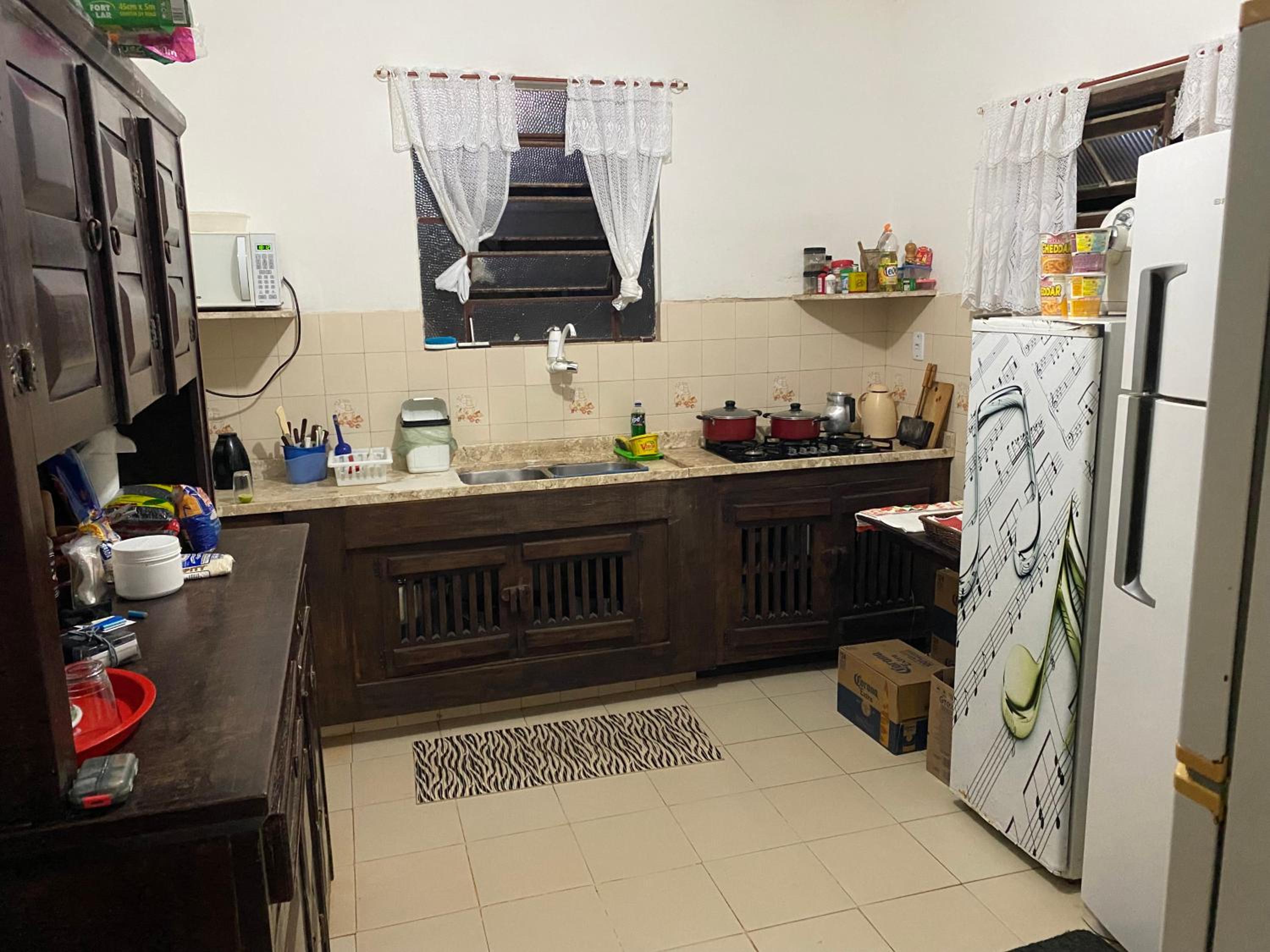 Casa de seis suites na beira do mar