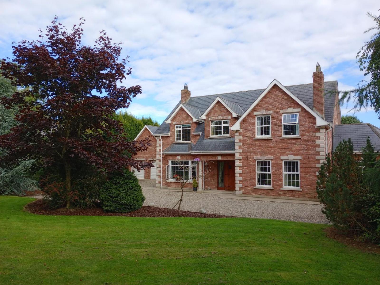 Tullynacrunat Lodge