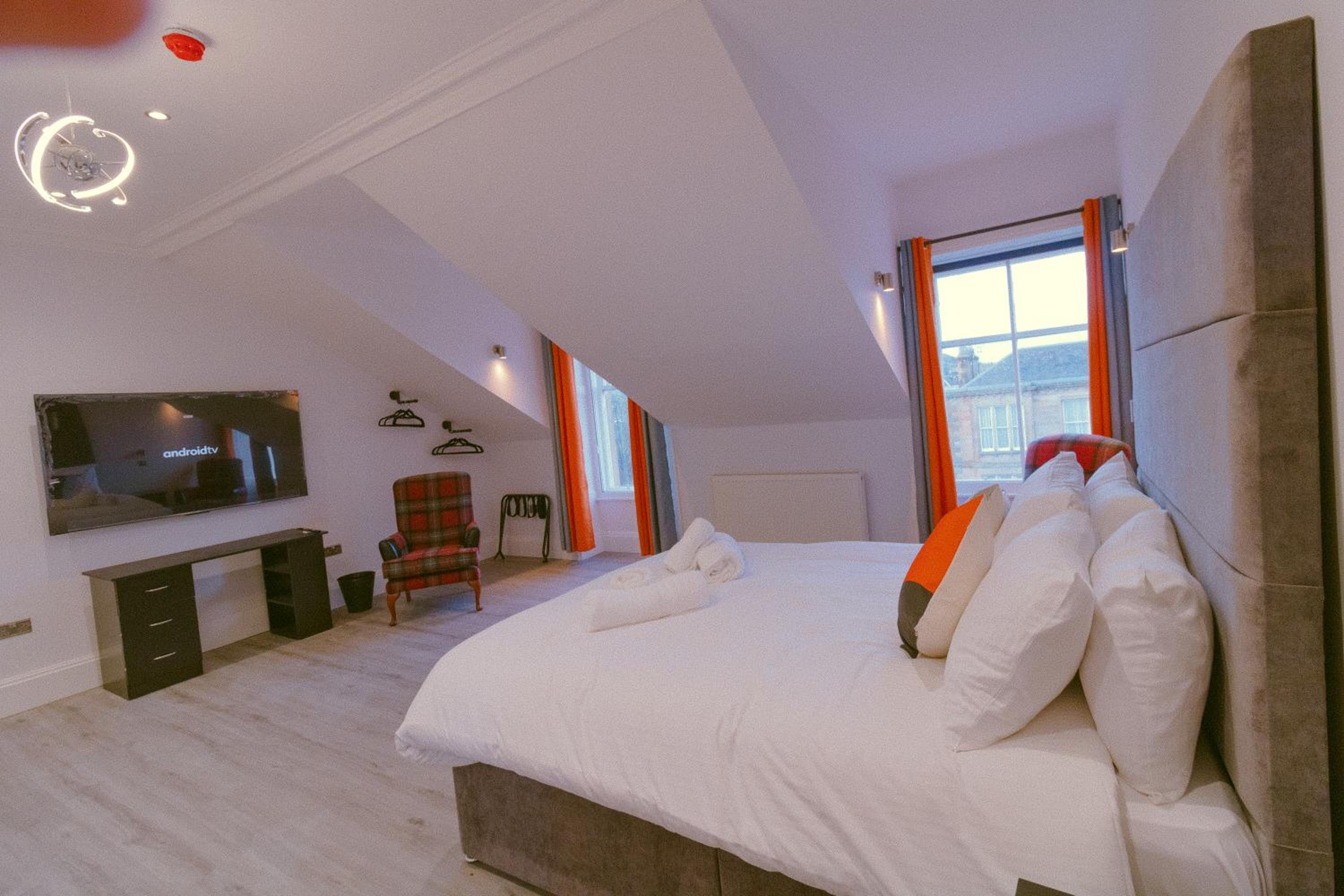Mayfield Suites