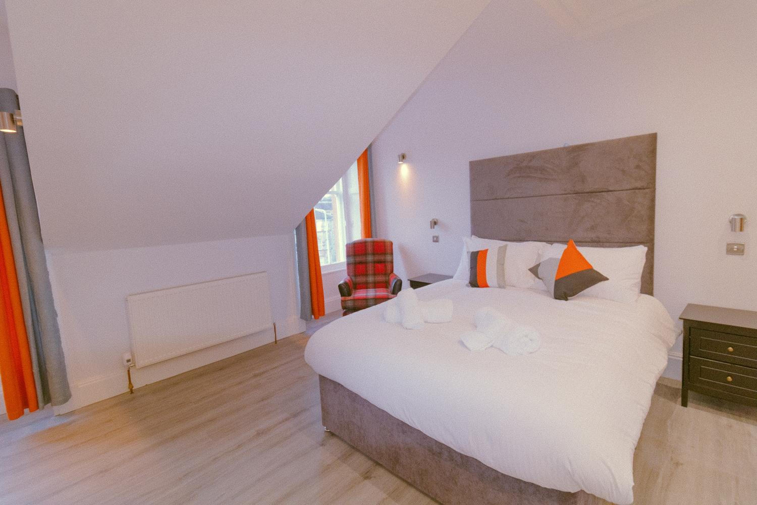 Mayfield Suites