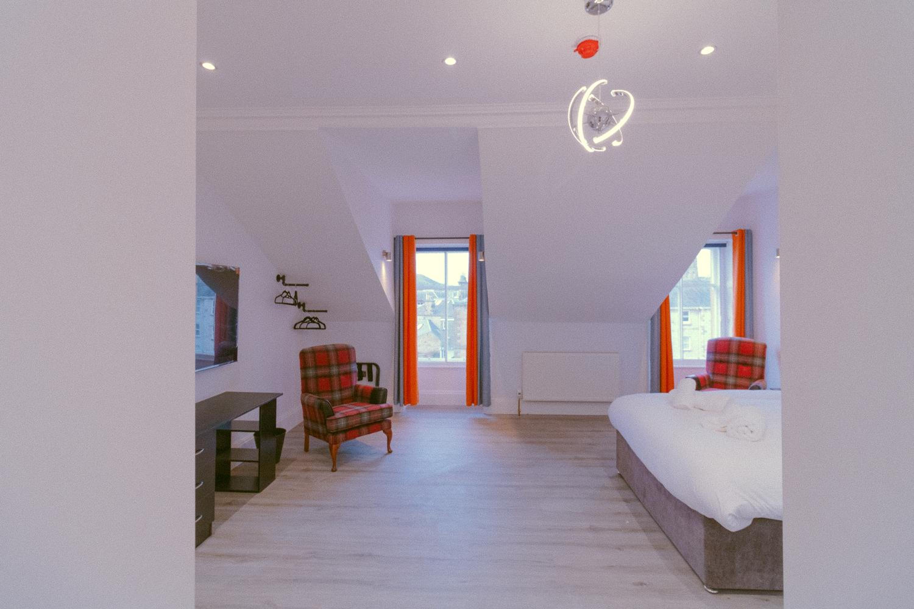 Mayfield Suites
