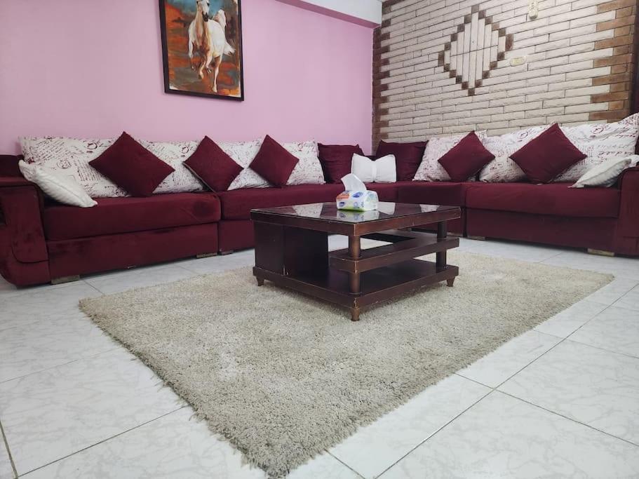 Near Pyramids, King Bedrooms and a 60inch Smart Tv.