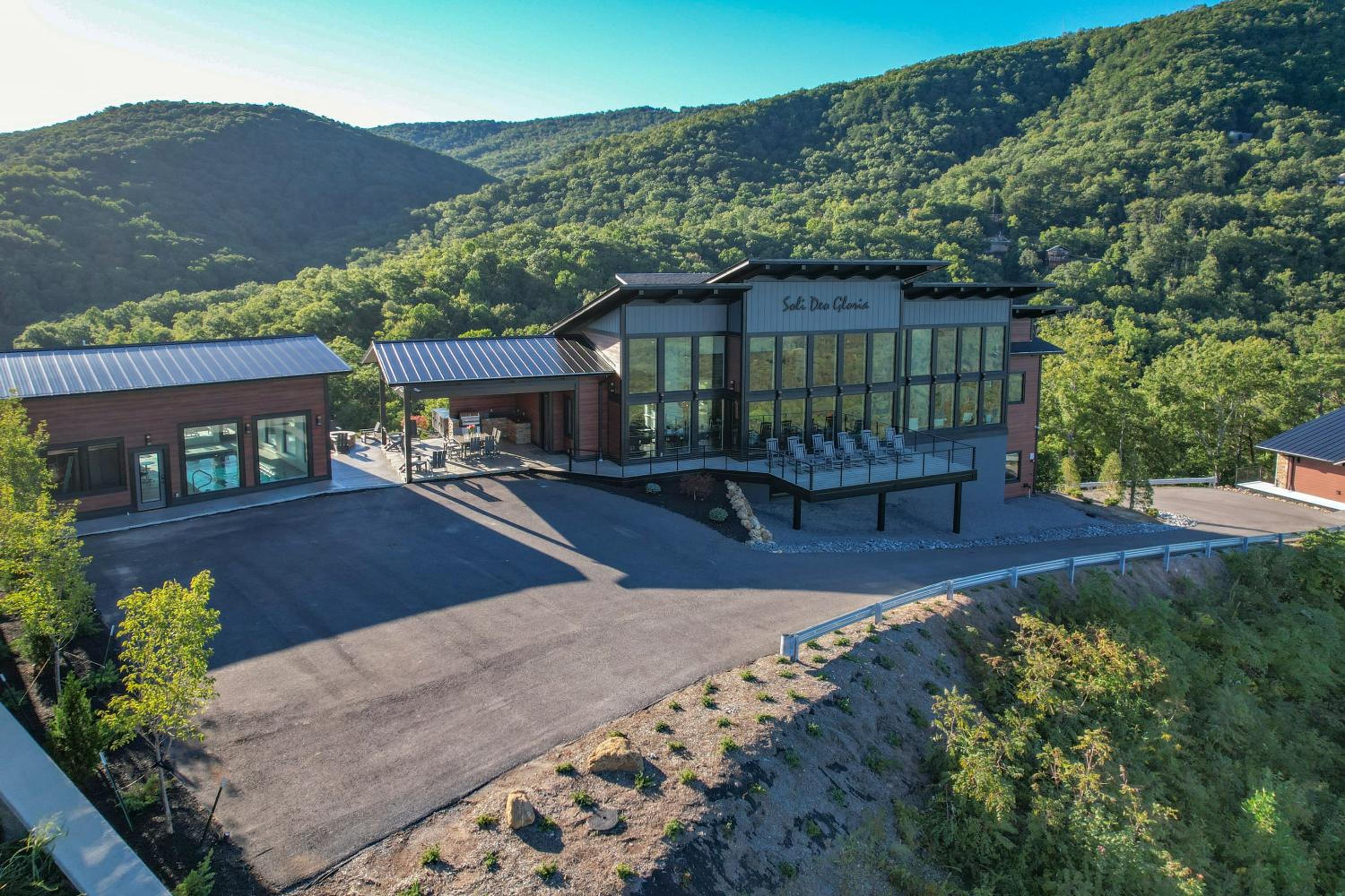 Higher Power, 6bdrm 6bath, Specials, Free Tickets, Indoor Pool, Amazing View, Hot Tub, Gameroom view 5