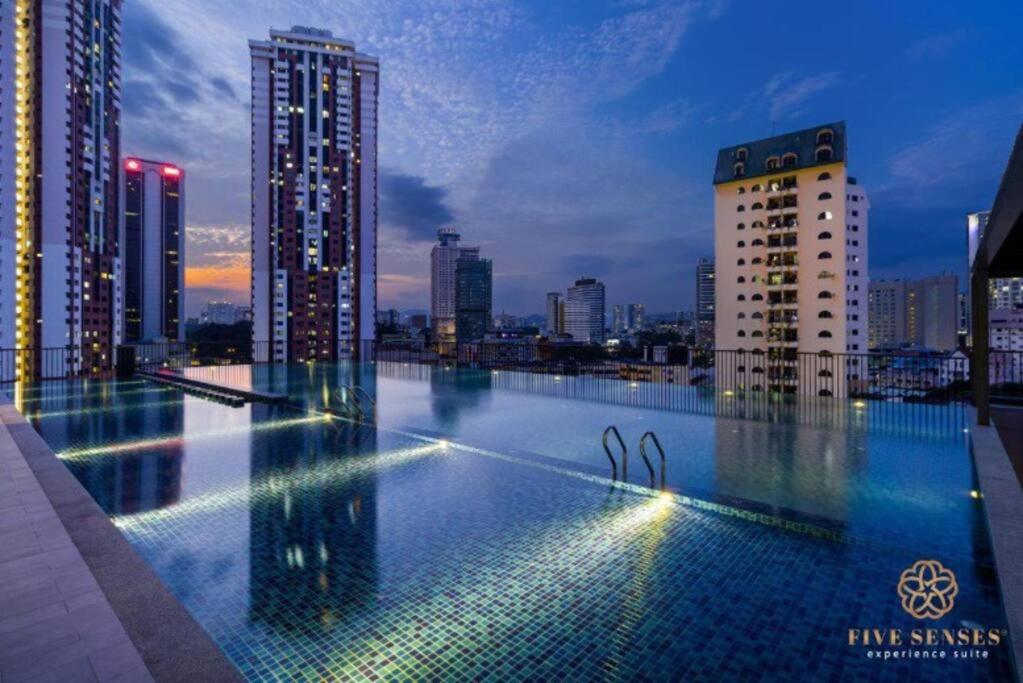 Absolute Convenience Meets Luxury