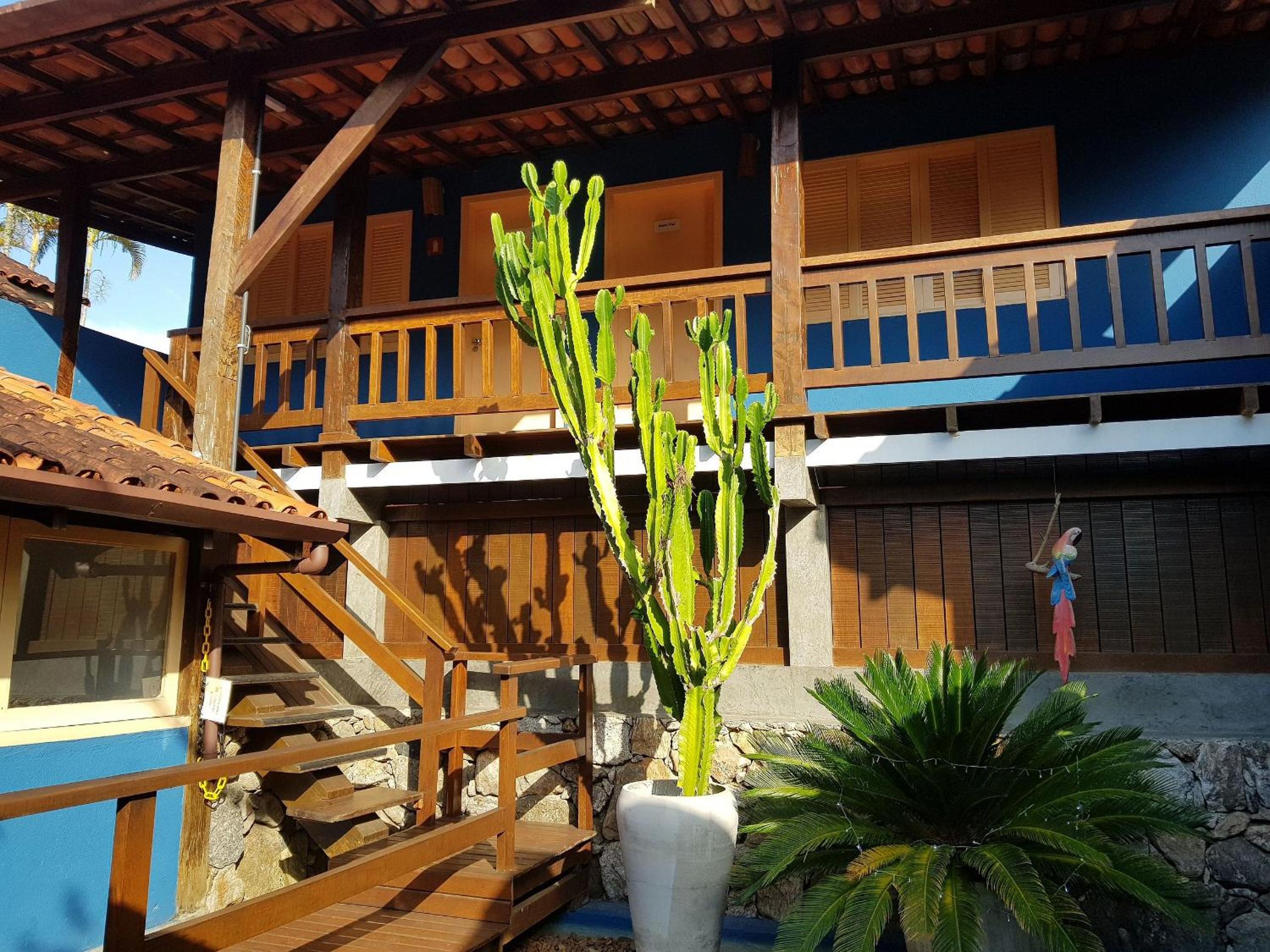 Maresias de Itu Suites pertissimo da praia com piscina