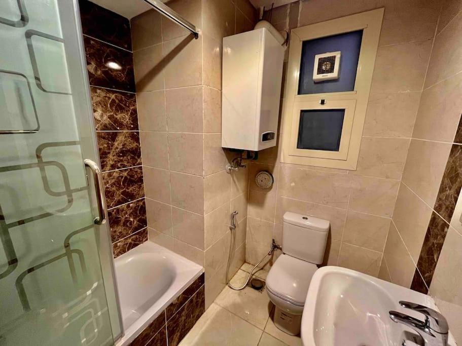 UNIQue 2BRs LOCation l DOWNTown NEWCairo/City view