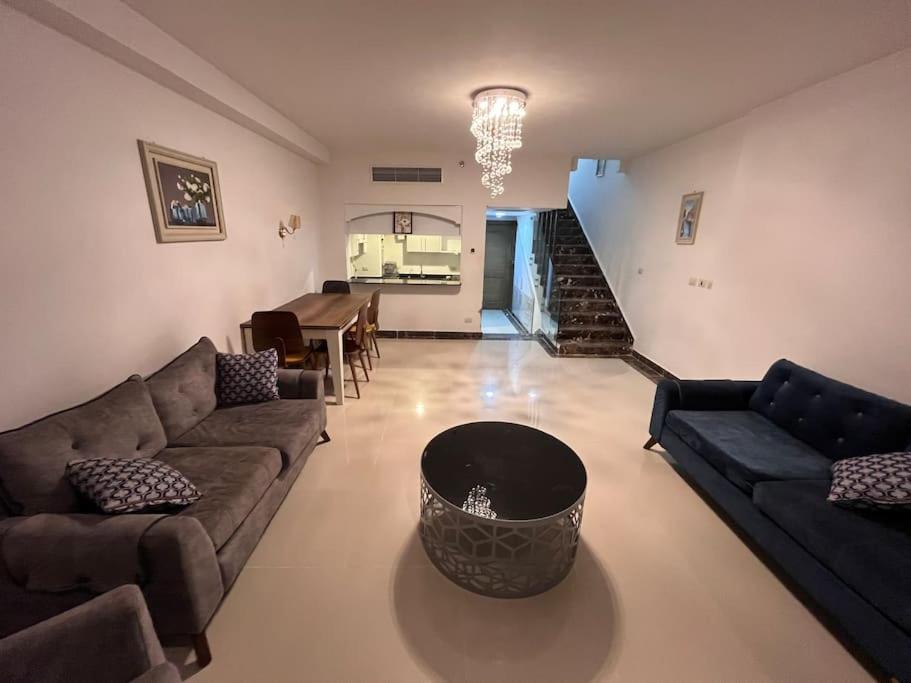 UNIQue 2BRs LOCation l DOWNTown NEWCairo/City view