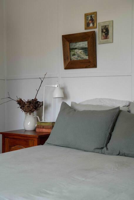 Thagg Haus - Charming Miners Cottage in Wonthaggi