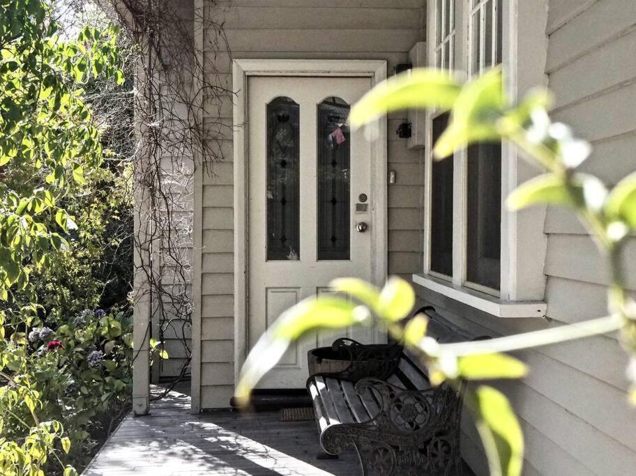 Thagg Haus - Charming Miners Cottage in Wonthaggi