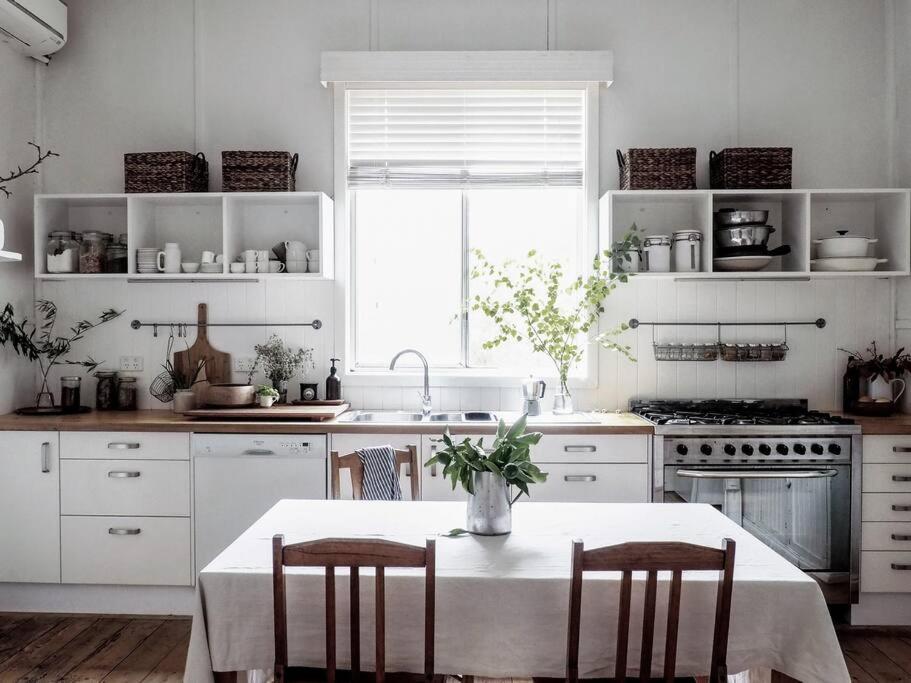 Thagg Haus - Charming Miners Cottage in Wonthaggi