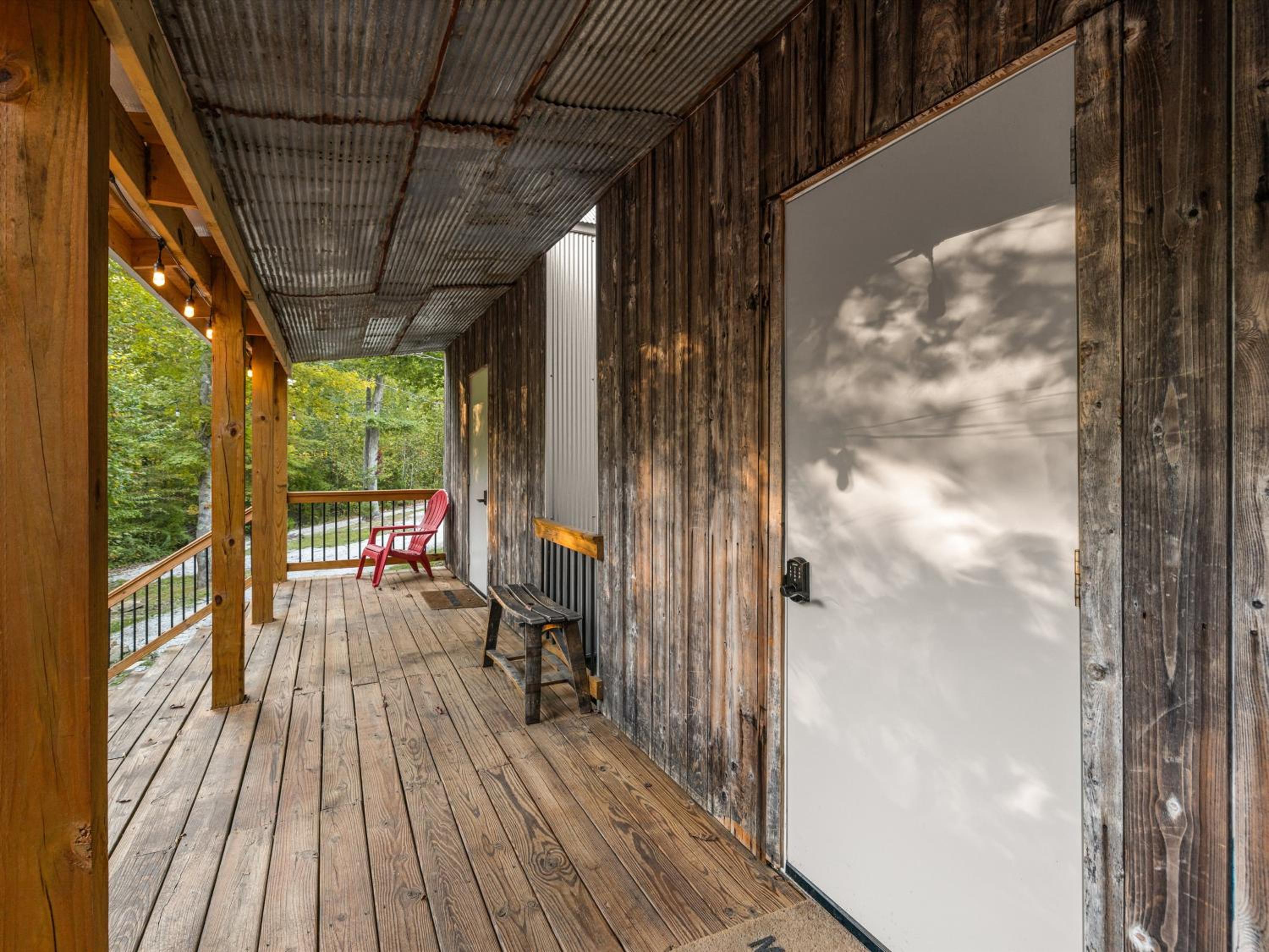 Nolin Cabin Experience w/ Hot Tub