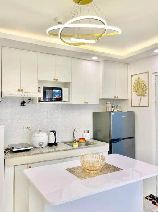 Promo Discounted 2BR Luxury feels Central Davao City