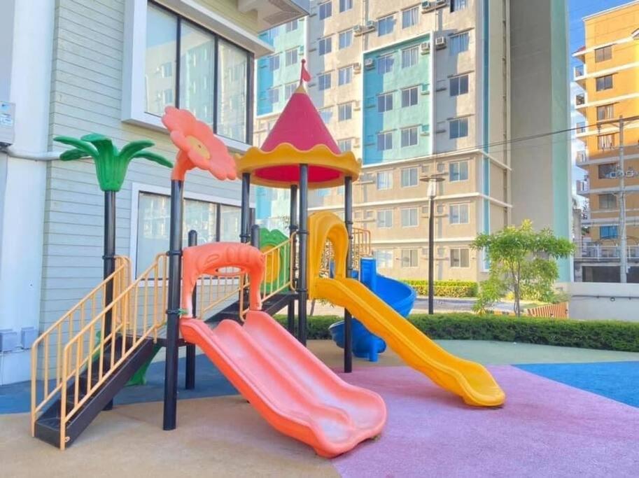Promo Discounted 2BR Luxury feels Central Davao City