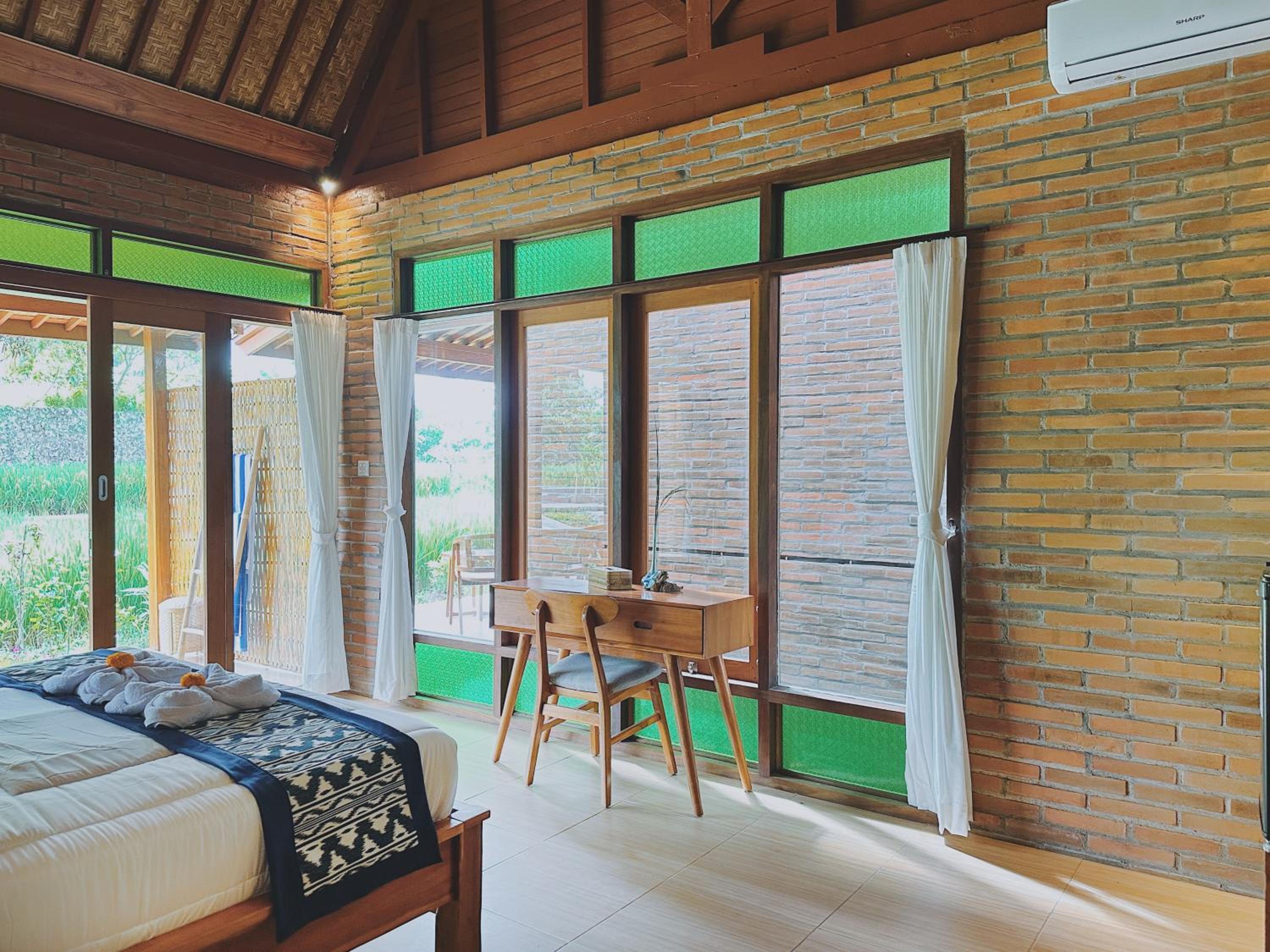 Photo 42