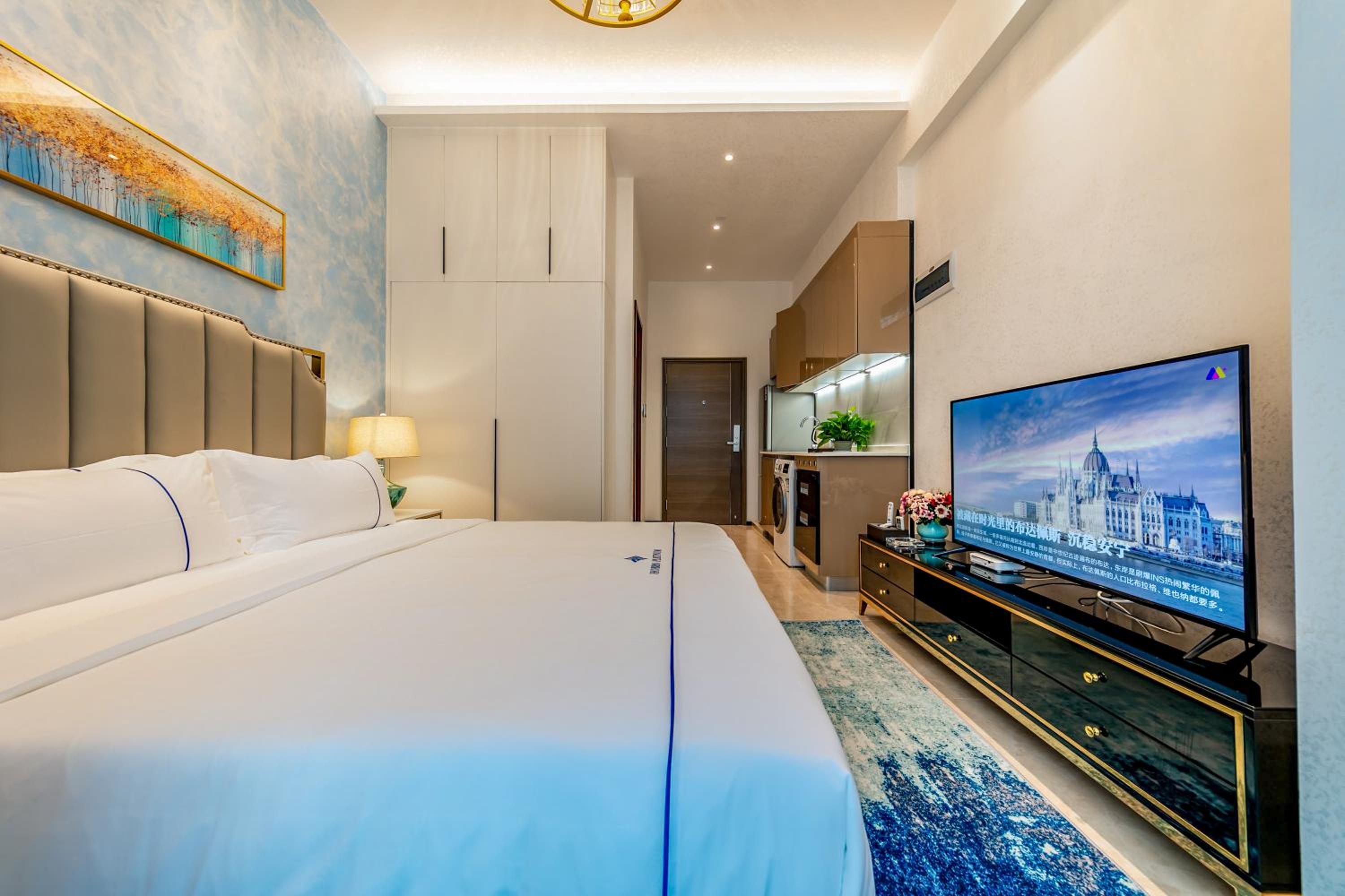 BORUISI Plaza Residence Apartment - Shenzhen Futian Convention & Exhibition Center